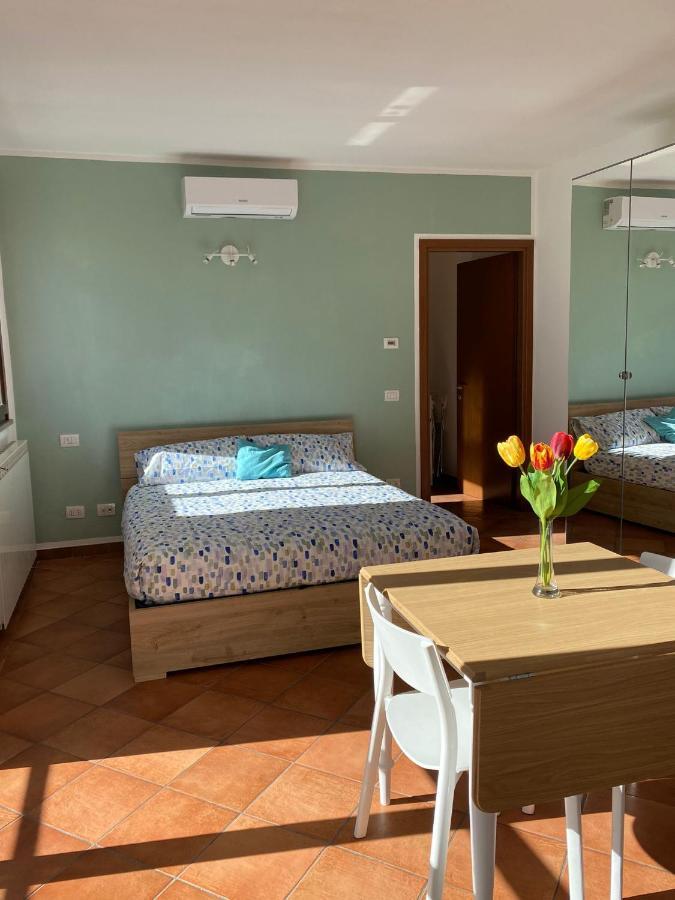 Il Tulipano Appartement Trezzano Rosa Buitenkant foto